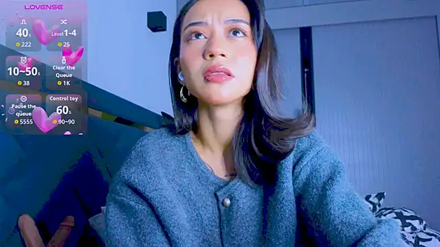 Snapshot of Mia_Tin chatting on 09/19/25, 02:51 Mia Tin online show from 09/19/25, 02:51