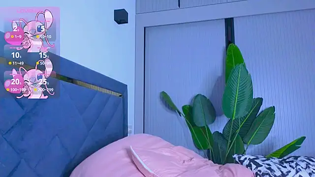 Snapshot of Mia_Tin chatting on 09/27/25, 03:39 Mia Tin online show from 09/27/25, 03:39