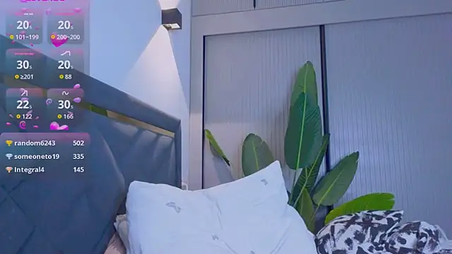 Snapshot of Mia_Tin chatting on 11/02/25, 08:11 Mia Tin online show from 11/02/25, 08:11