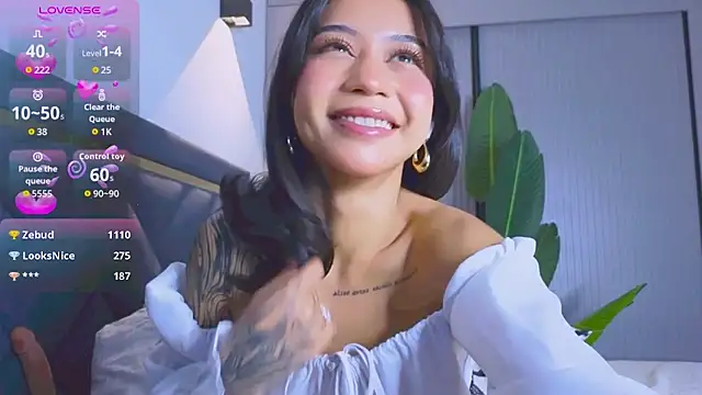 Snapshot of Mia_Tin chatting on 11/08/25, 04:29 Mia Tin online show from 11/08/25, 04:29