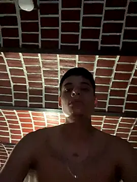 Snapshot of brianor89 chatting on 10/08/25, 12:03 brianor89 online show from 10/08/25, 12:03