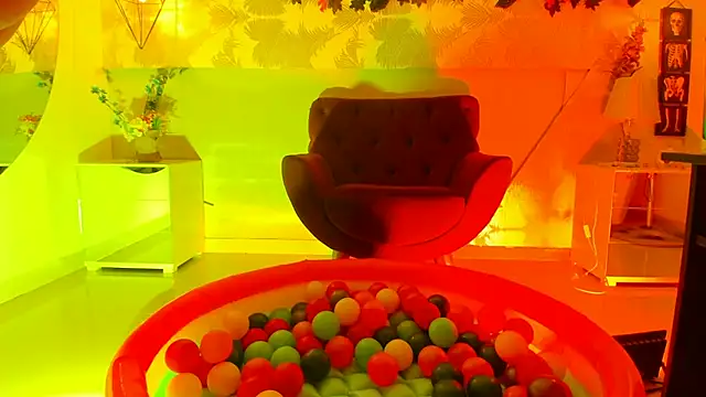 Rachel Foxy online show from 11/28/25, 10:45