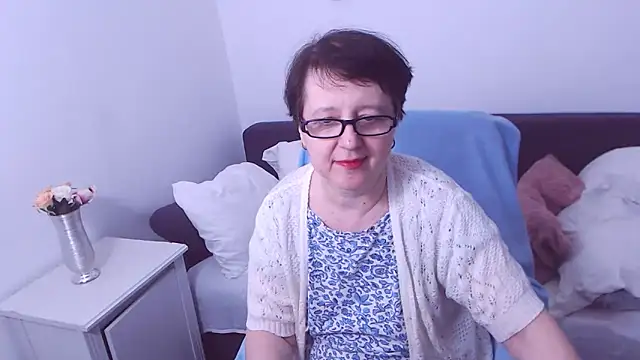 ChristaRose online show from 01/10/25, 04:22