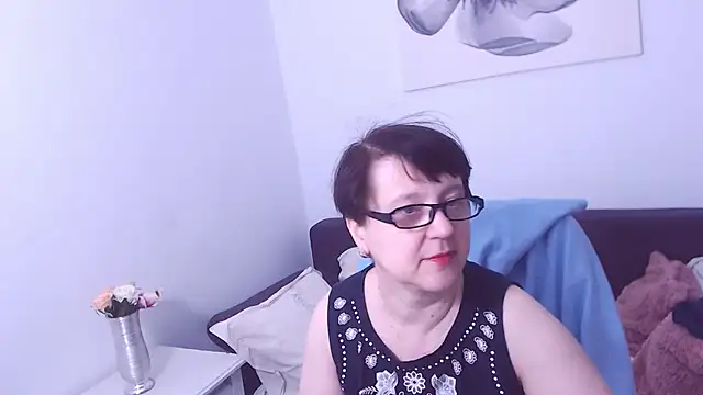 ChristaRose online show from 01/10/25, 06:49