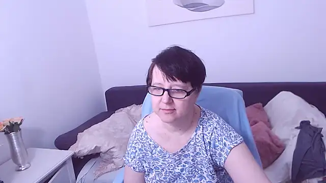 Snapshot of ChristaRose chatting on 03/15/26, 12:33 ChristaRose online show from 03/15/26, 12:33