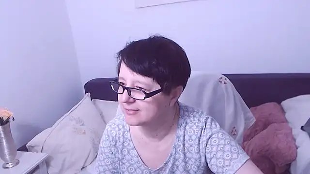 Snapshot of ChristaRose chatting on 04/04/26, 07:55 ChristaRose online show from 04/04/26, 07:55