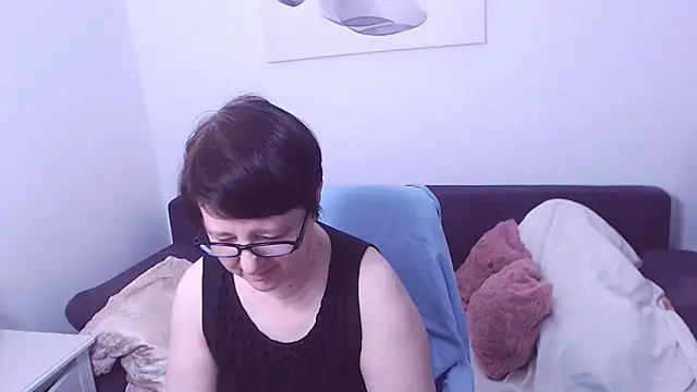 Snapshot of ChristaRose chatting on 04/19/26, 11:31 ChristaRose online show from 04/19/26, 11:31