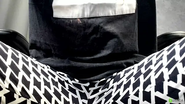 Courtney Luv online show from 10/25/25, 11:40