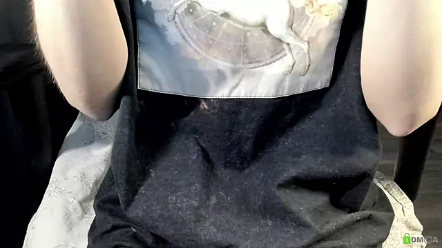 Courtney Luv online show from 10/26/25, 04:24