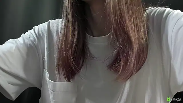 Snapshot of Courtney_Luv chatting on 01/11/26, 12:54 Courtney Luv online show from 01/11/26, 12:54