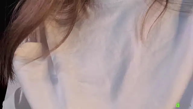 Snapshot of Courtney_Luv chatting on 02/20/26, 01:33 Courtney Luv online show from 02/20/26, 01:33