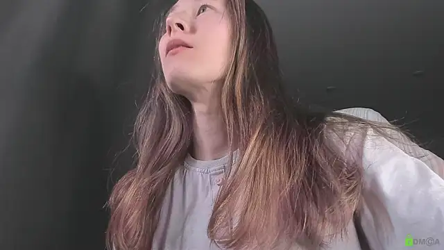 Snapshot of Courtney_Luv chatting on 03/31/26, 03:45 Courtney Luv online show from 03/31/26, 03:45