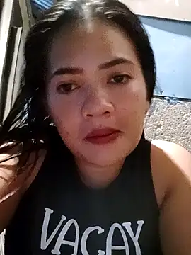 Snapshot of amariaxxx388 chatting on 02/05/25, 12:06 amariaxxx388 online show from 02/05/25, 12:06