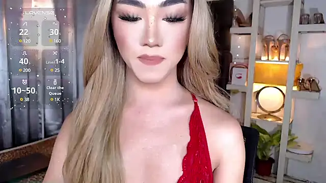 Snapshot of Local_Hoelyx chatting on 12/09/24, 06:34 Local Hoelyx online show from 12/09/24, 06:34