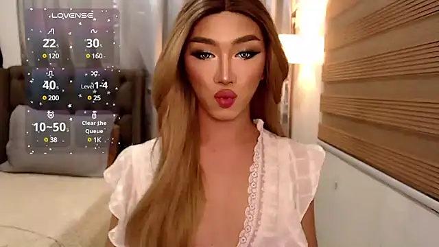 Snapshot of Local_Hoelyx chatting on 01/02/25, 01:30 Local Hoelyx online show from 01/02/25, 01:30