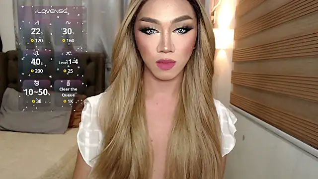 Snapshot of Local_Hoelyx chatting on 01/02/25, 04:35 Local Hoelyx online show from 01/02/25, 04:35