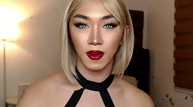 Snapshot of Local_Hoelyx chatting on 03/19/25, 08:34 Local Hoelyx online show from 03/19/25, 08:34