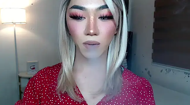 Snapshot of Local_Hoelyx chatting on 03/22/25, 07:47 Local Hoelyx online show from 03/22/25, 07:47