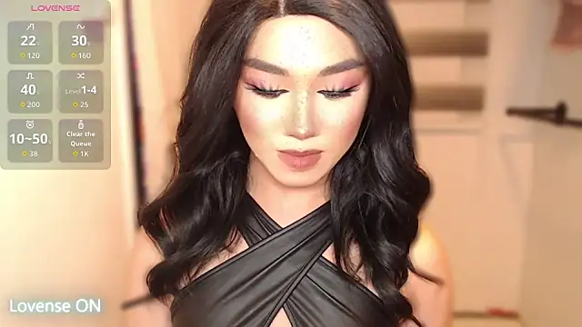 Snapshot of Local_Hoelyx chatting on 10/09/25, 06:28 Local Hoelyx online show from 10/09/25, 06:28