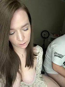 Snapshot of HellMoor chatting on 02/17/25, 04:59 HellMoor online show from 02/17/25, 04:59