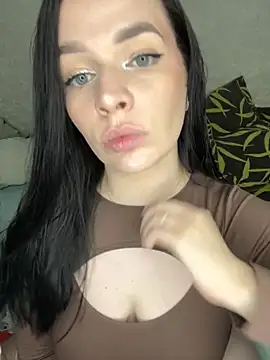 Snapshot of HellMoor chatting on 09/08/25, 04:50 HellMoor online show from 09/08/25, 04:50