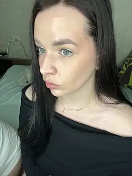 Snapshot of HellMoor chatting on 09/10/25, 04:29 HellMoor online show from 09/10/25, 04:29