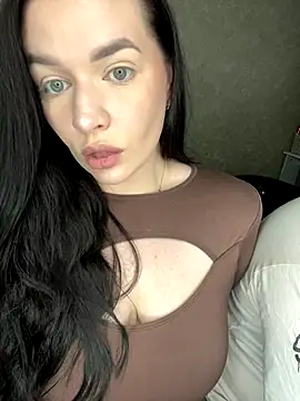 Snapshot of HellMoor chatting on 09/18/25, 02:30 HellMoor online show from 09/18/25, 02:30