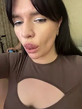 Snapshot of HellMoor chatting on 03/05/26, 10:39 HellMoor online show from 03/05/26, 10:39