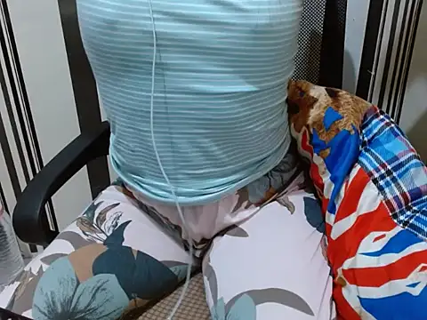 Snapshot of angel_pussie chatting on 09/14/25, 09:47 angel pussie online show from 09/14/25, 09:47