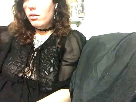 Snapshot of poppergirl69 chatting on 10/09/25, 09:57 poppergirl69 online show from 10/09/25, 09:57