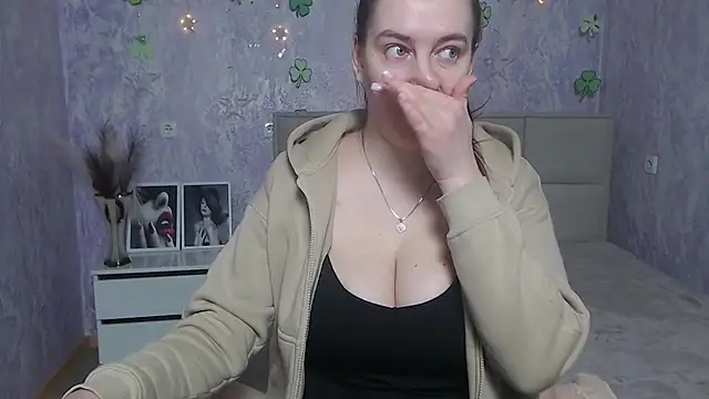 KaleyReed online show from 03/17/25, 07:46