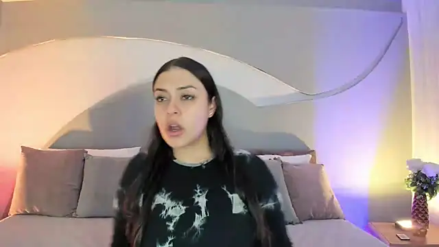 Nicolle W online show from 11/14/25, 11:53