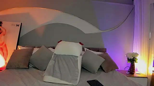 Nicolle W online show from 03/27/26, 11:43