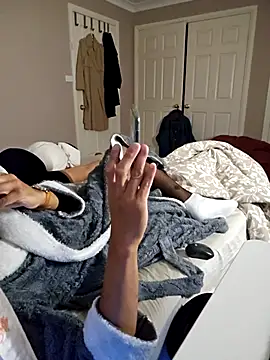 AmateurGuy23 online show from 10/05/25, 06:39