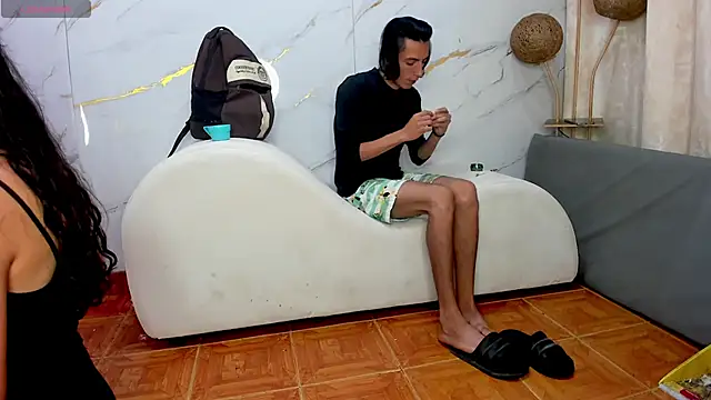 Snapshot of SecretsParty chatting on 04/12/26, 02:44 SecretsParty online show from 04/12/26, 02:44