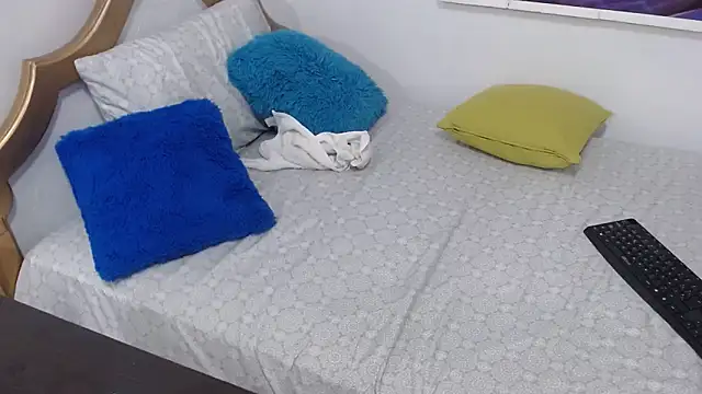 Snapshot of emiliaa_hot chatting on 02/24/25, 07:52 emiliaa hot online show from 02/24/25, 07:52