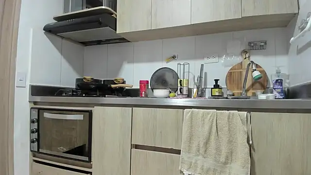 Snapshot of susy_angel chatting on 11/04/25, 11:37 susy angel online show from 11/04/25, 11:37