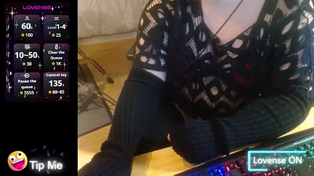 Snapshot of elisacoquineoff chatting on 03/25/26, 06:52 elisacoquineoff online show from 03/25/26, 06:52