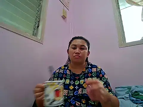 Snapshot of LalaiAsian chatting on 10/05/25, 02:43 LalaiAsian online show from 10/05/25, 02:43