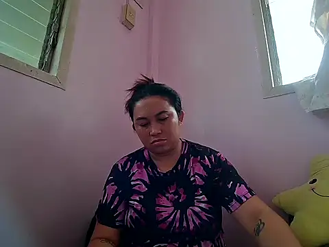 Snapshot of LalaiAsian chatting on 10/08/25, 02:42 LalaiAsian online show from 10/08/25, 02:42