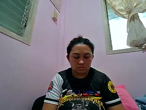 Snapshot of LalaiAsian chatting on 10/12/25, 08:35 LalaiAsian online show from 10/12/25, 08:35