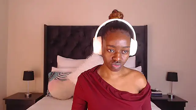 Sexynaughty Gal online show from 08/02/26, 02:15