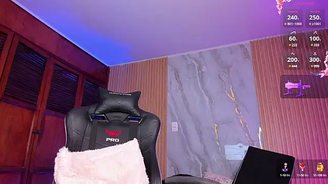 Snapshot of karol_green_ chatting on 01/10/25, 12:59 karol green  online show from 01/10/25, 12:59