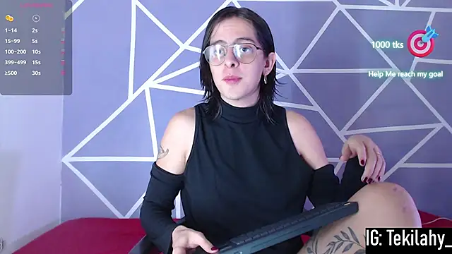 Snapshot of Tekilahorny_ chatting on 01/16/25, 10:10 Tekilahorny online show from 01/16/25, 10:10