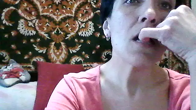 Snapshot of SunnyAmorre chatting on 03/14/26, 02:44 SunnyAmorre online show from 03/14/26, 02:44