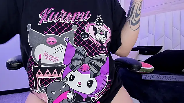 Snapshot of io_chie_ chatting on 09/16/25, 04:46 io chie online show from 09/16/25, 04:46