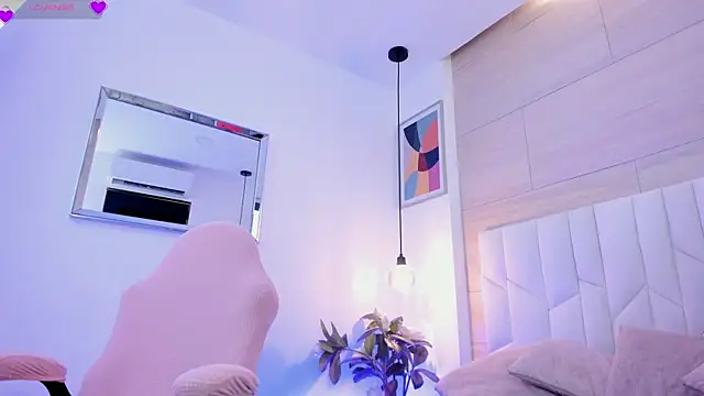 Snapshot of io_chie_ chatting on 04/17/26, 04:04 io chie online show from 04/17/26, 04:04