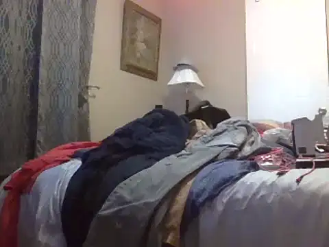 Snapshot of jck1m0t chatting on 12/25/24, 08:40 jck1m0t online show from 12/25/24, 08:40