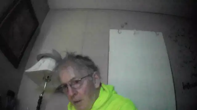 Snapshot of jck1m0t chatting on 12/29/24, 08:26 jck1m0t online show from 12/29/24, 08:26