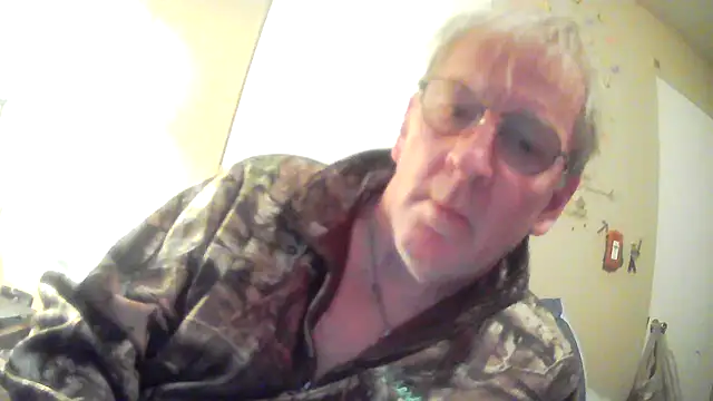 Snapshot of jck1m0t chatting on 12/31/24, 07:51 jck1m0t online show from 12/31/24, 07:51